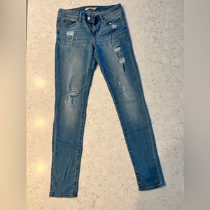 Levi’s 711 Skinny jeans